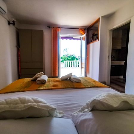 Apartman Damir Sumartin Eksteriør billede