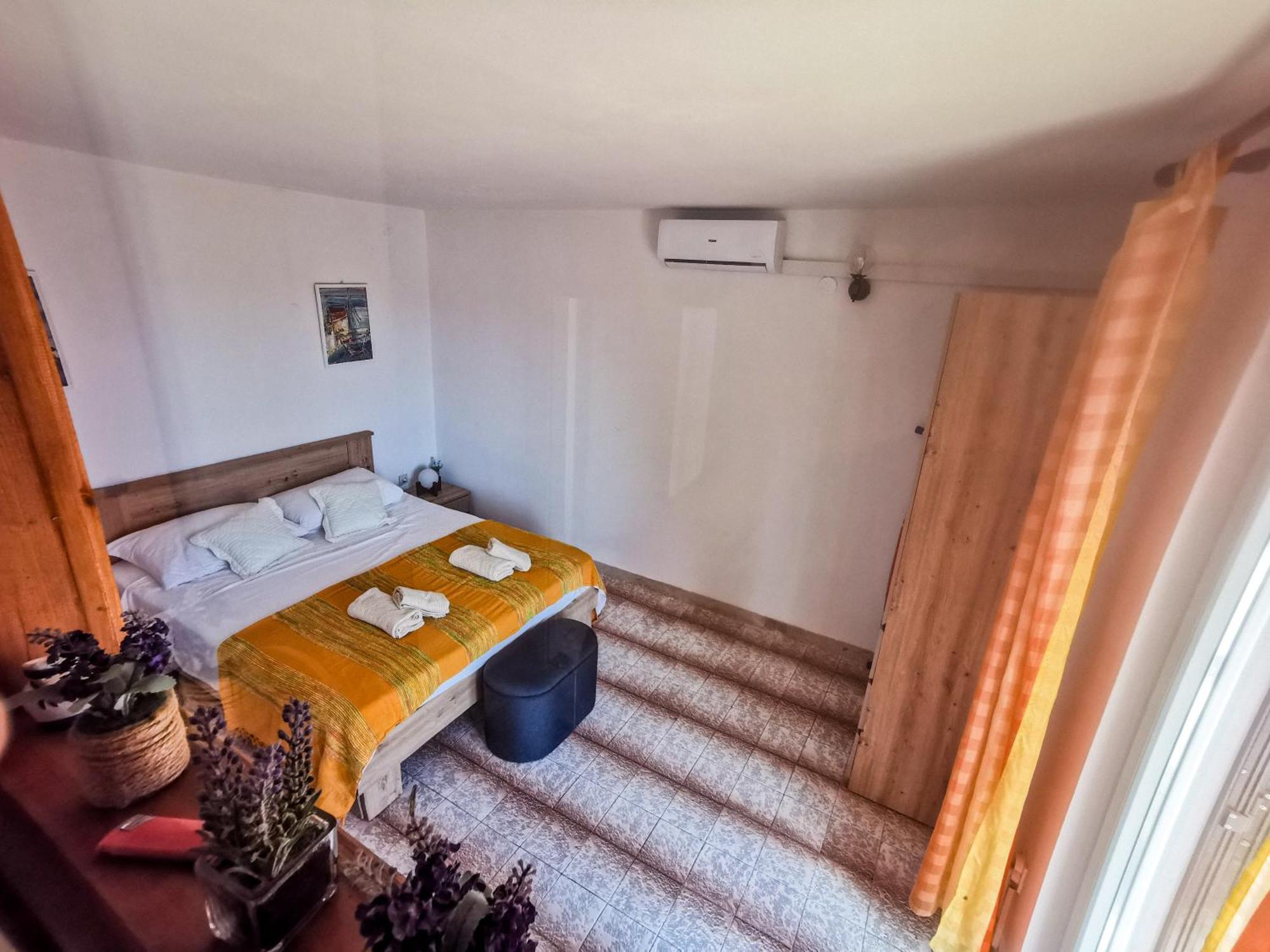 Apartman Damir Sumartin Eksteriør billede