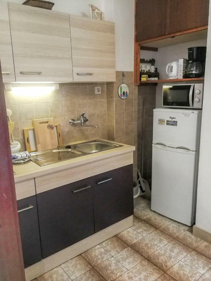 Apartman Damir Sumartin Eksteriør billede