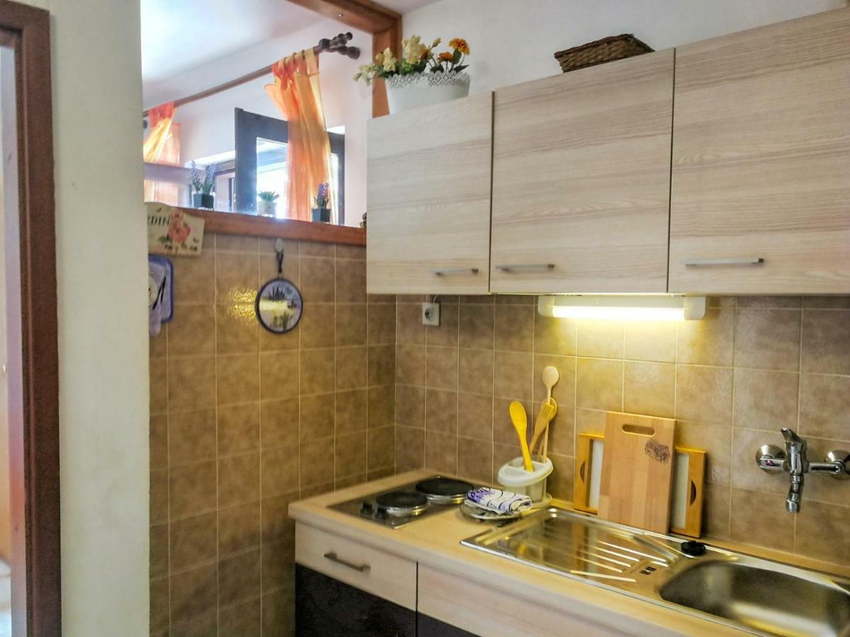 Apartman Damir Sumartin Eksteriør billede